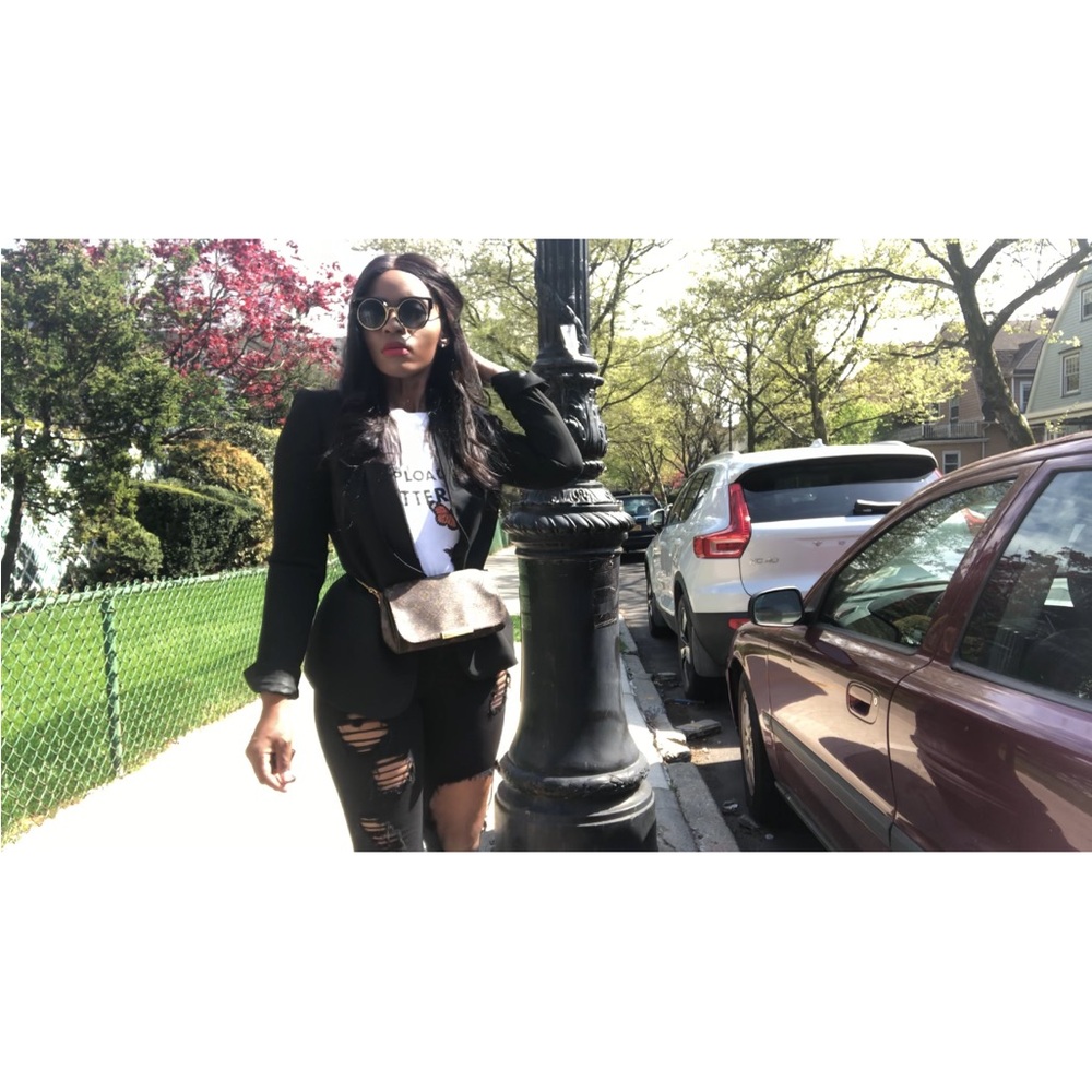 Meet your Posher, Gesna
